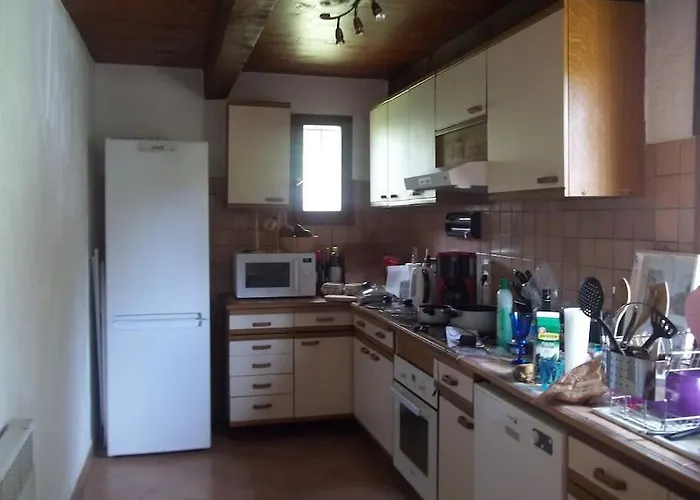 Quiet Near Center * Porto-Vecchio (Corsica)